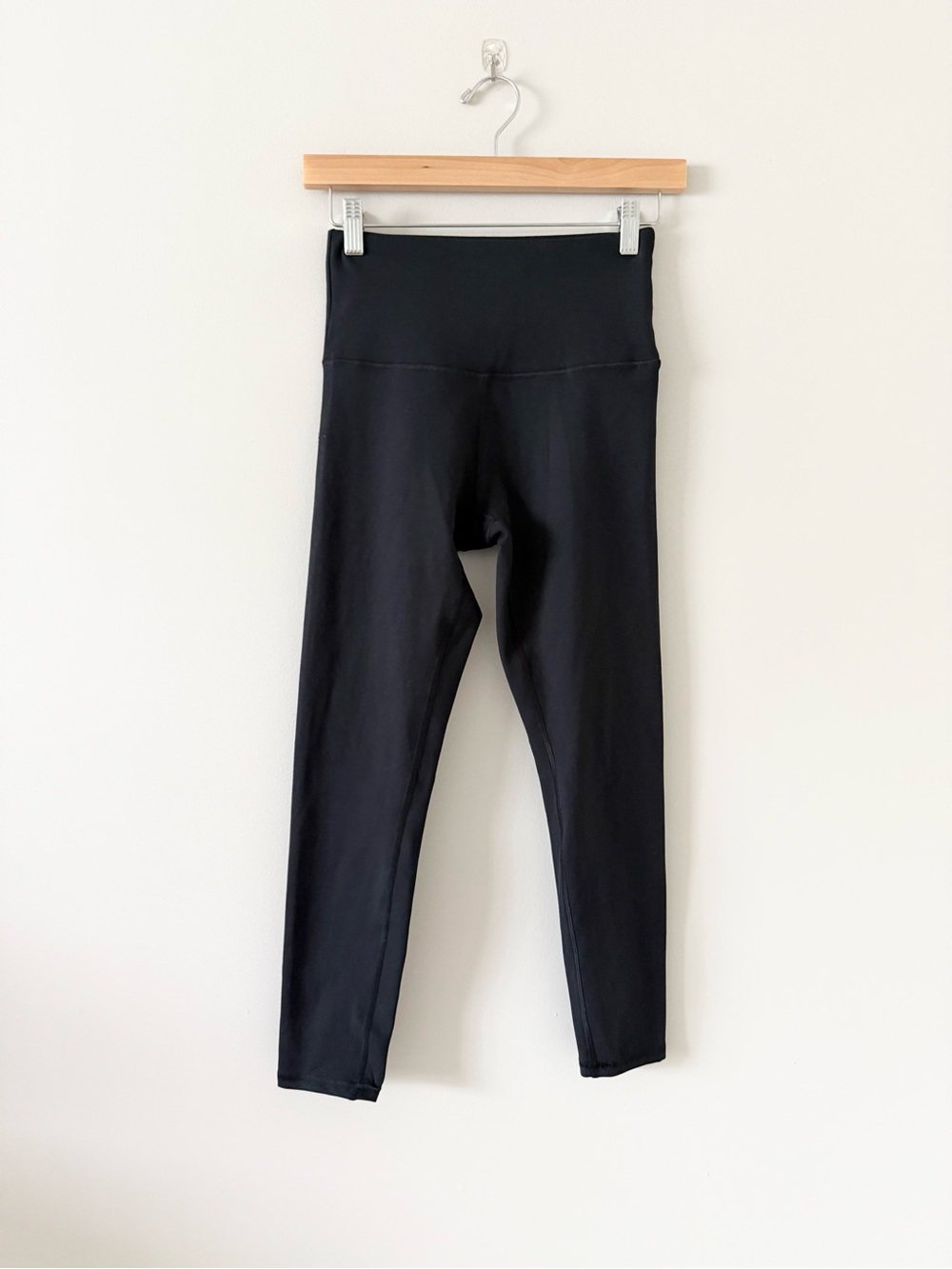 Zobha High-Waist Black Athletic Leggings Size S